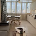 Grand New Bazaar * Τίρανα