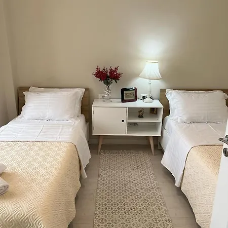 Grand New Bazaar Apartment *