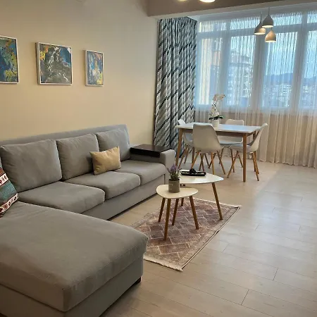 Apartment Grand New Bazaar Tirana