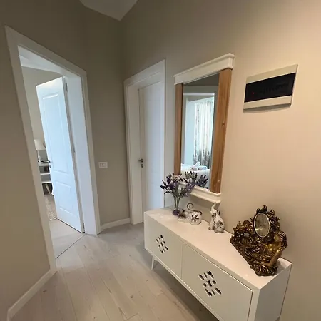 Apartment Grand New Bazaar Tirana