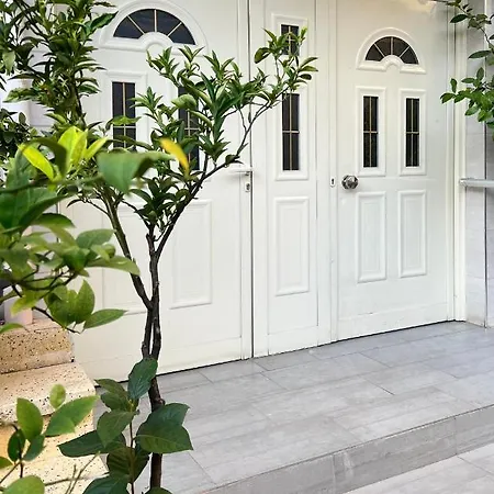 Grand New Bazaar Tiran